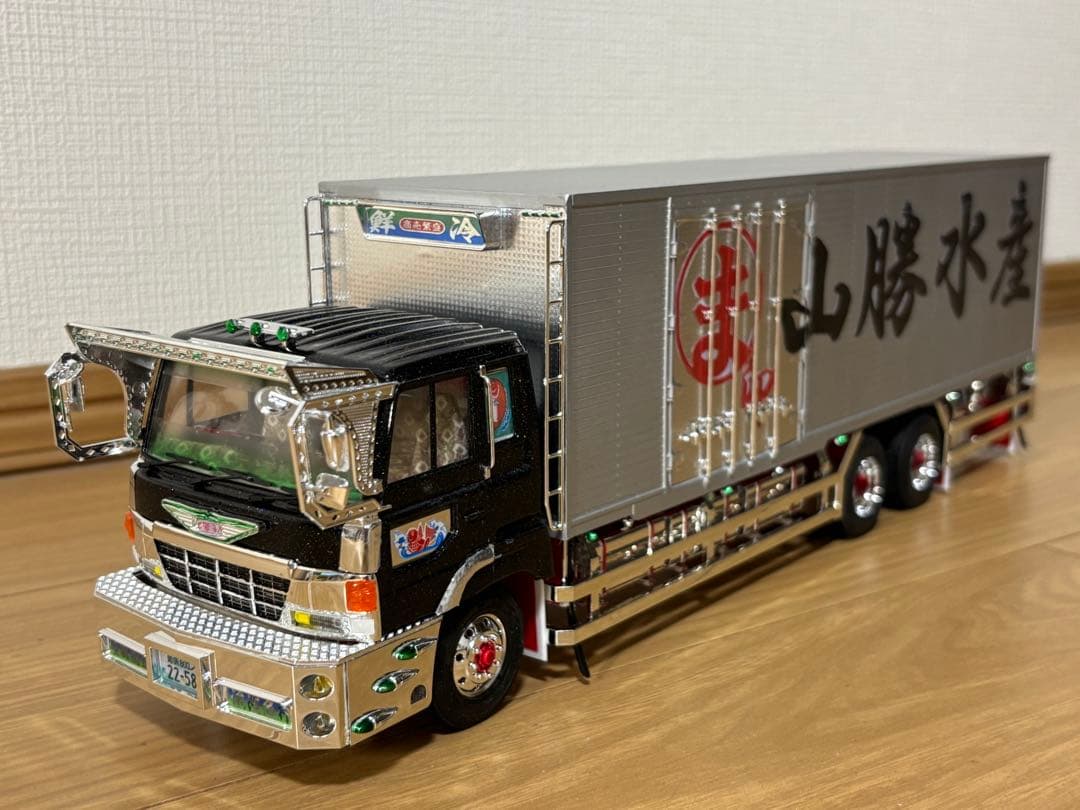 1/32 アオシマデコトラ　日野スーパードルフィン　完成品