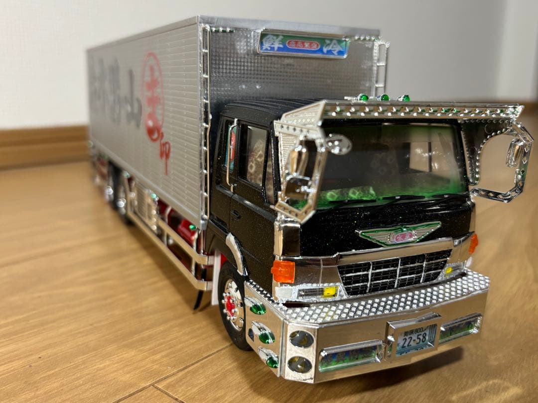 1/32 アオシマデコトラ　日野スーパードルフィン　完成品