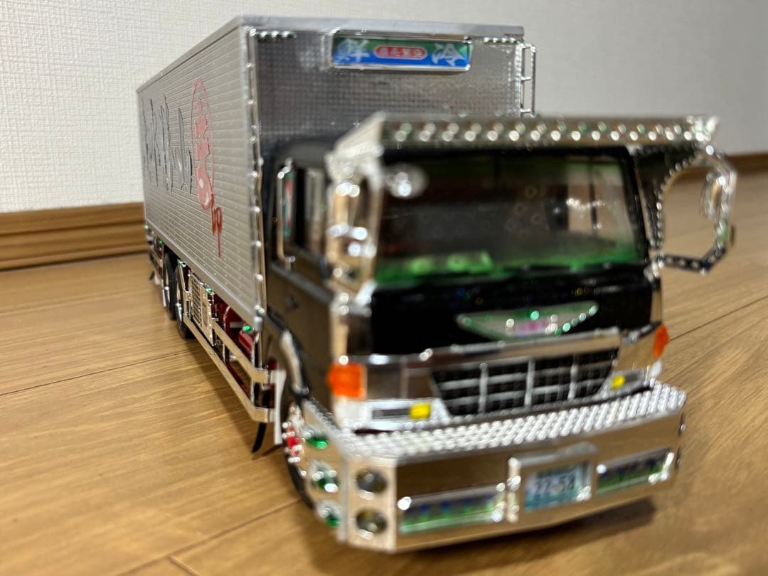 1/32 アオシマデコトラ　日野スーパードルフィン　完成品
