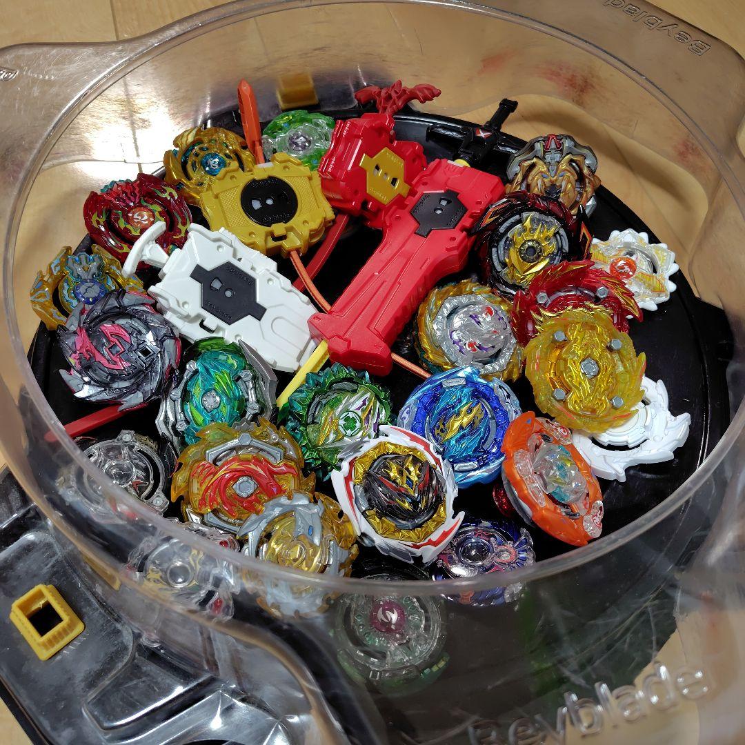 ベイブレードバースト ベイスタジアム 対戦セット ベイブレード まとめ売り②☆'