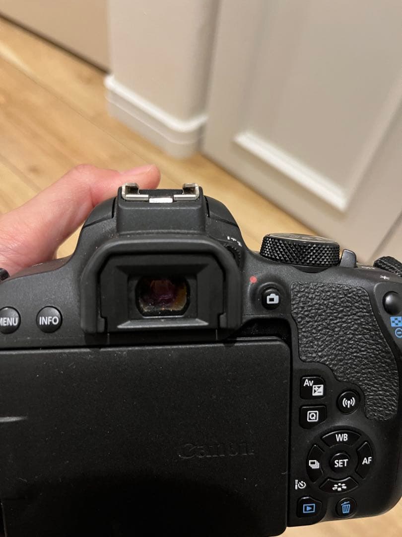 Canon EOS Kiss X9i ダブルズームキット