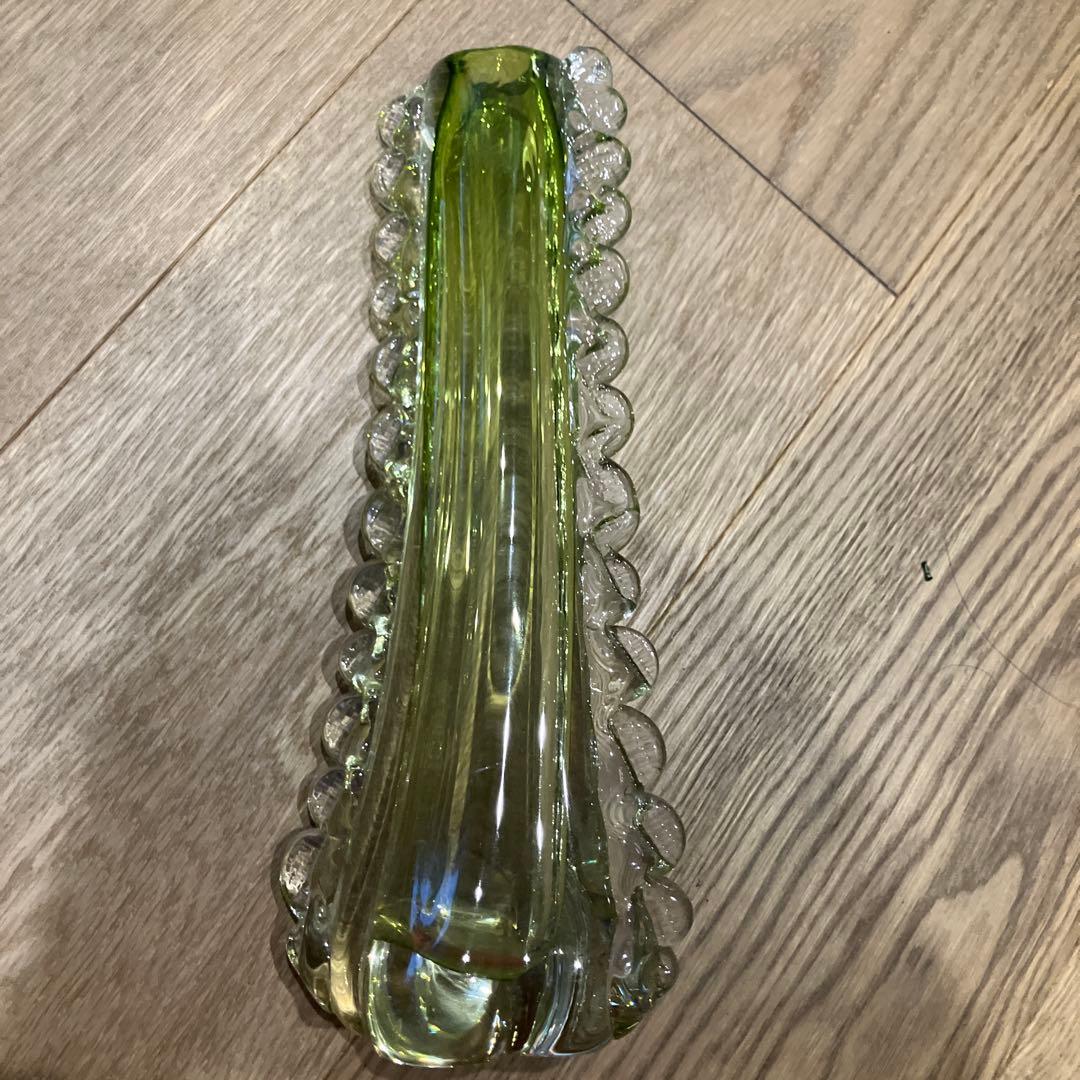 ヴィンテージ　ガラス　オブジェ　花瓶