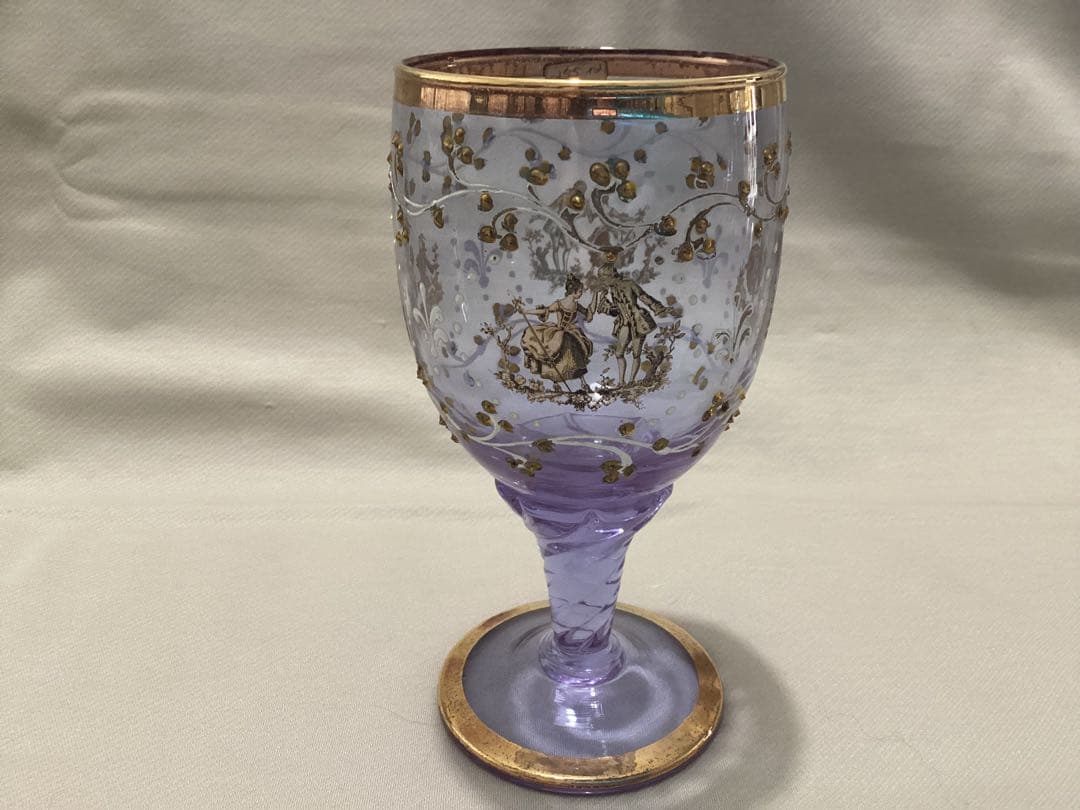 ヴィンテージ　リモージュワイングラス　金粒　紫色の高脚グラス 金色装飾　希少品