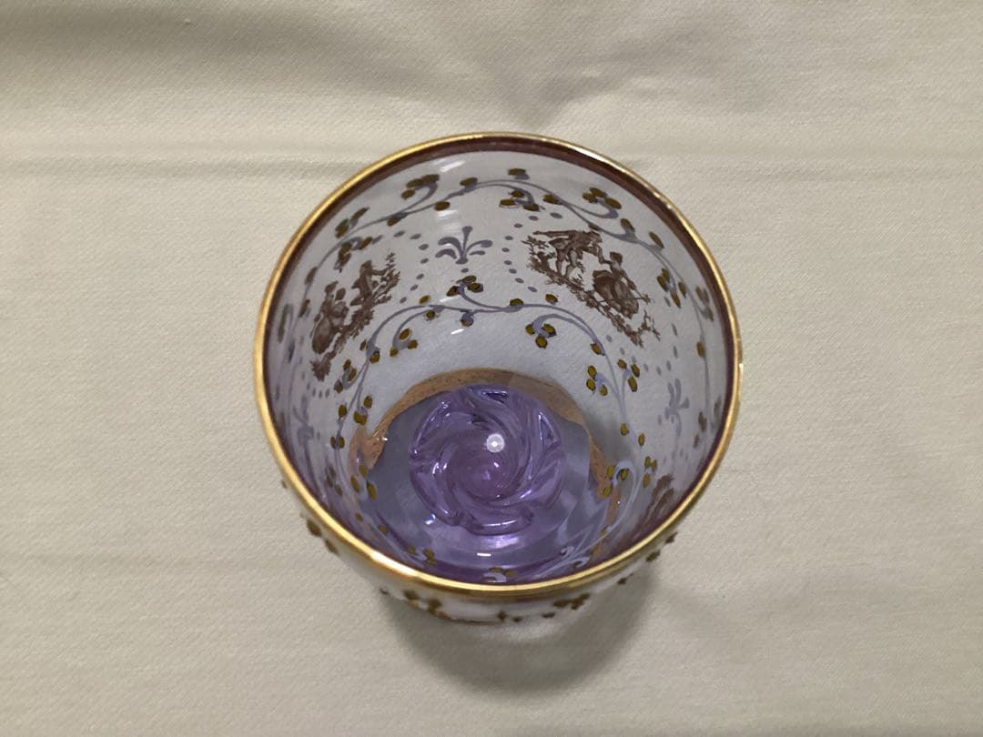 ヴィンテージ　リモージュワイングラス　金粒　紫色の高脚グラス 金色装飾　希少品