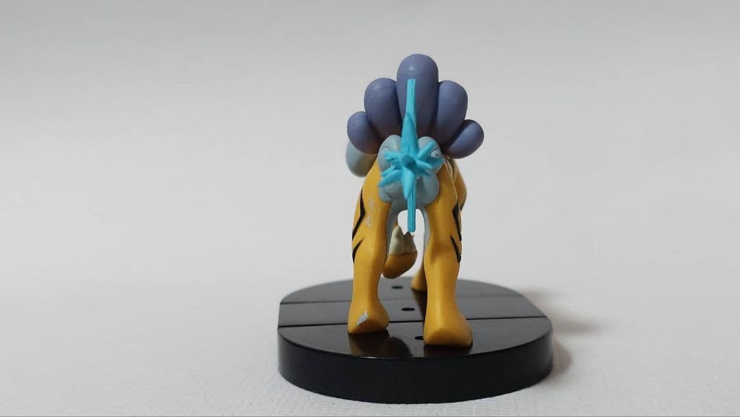 立体ポケモン図鑑SPECIAL03伝説のポケモン編 エンテイ ライコウ スイクン