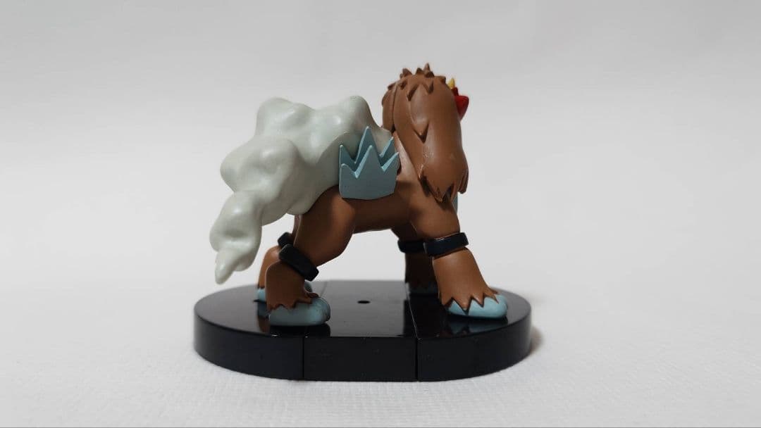 立体ポケモン図鑑SPECIAL03伝説のポケモン編 エンテイ ライコウ スイクン