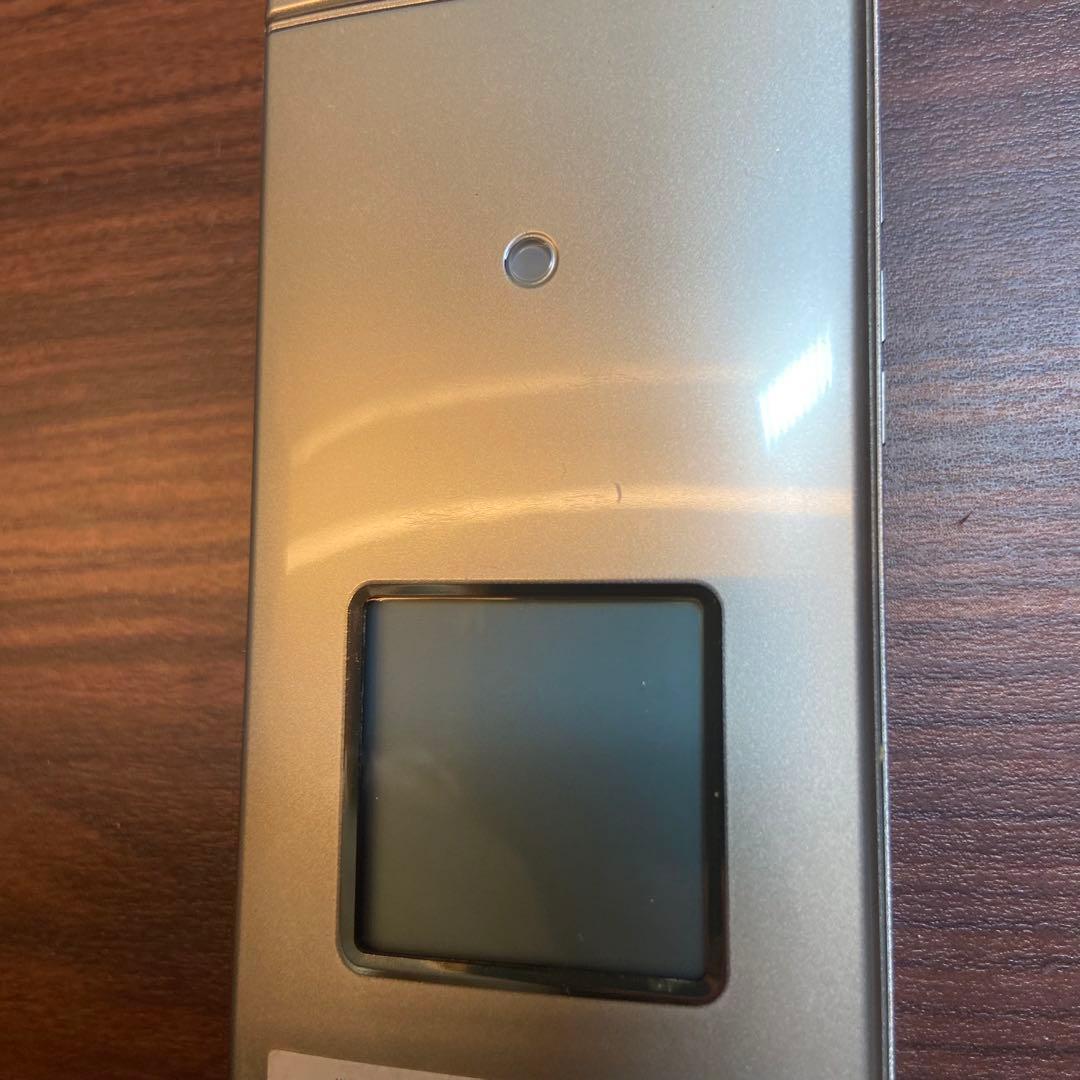 au KYOCERA KYF43SNA かんたんケータイ ガラケー 4654