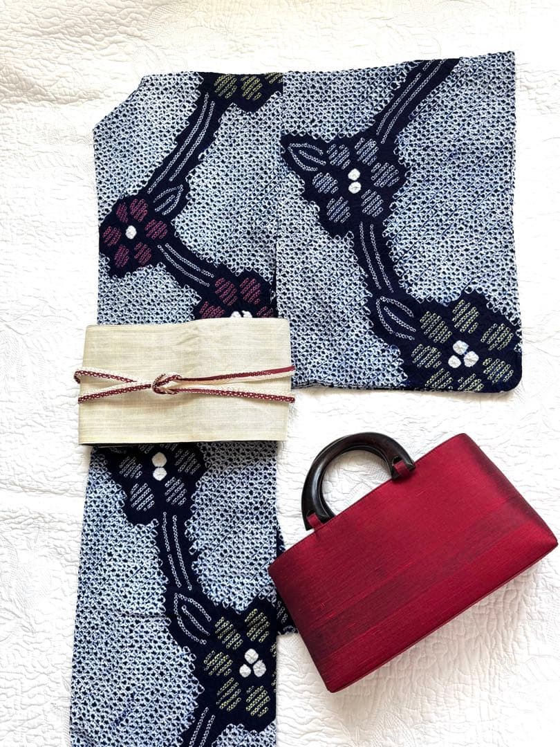 粋な大人の浴衣 ◆ 有松絞り 枝花文 シンプルで粋な柄