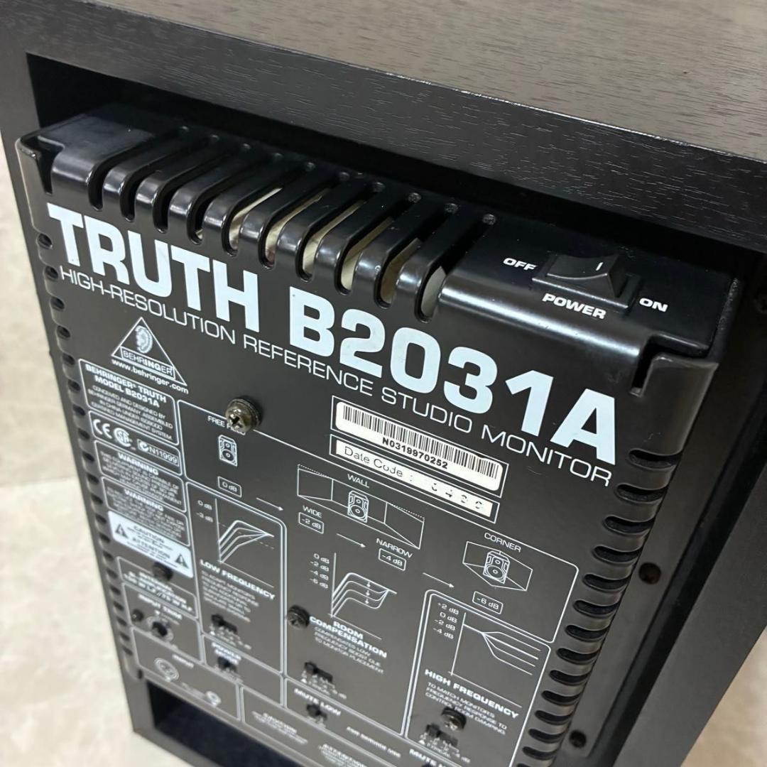 べリンガー TRUTH B2031A オーディオ機器 スタジオモニタースピーカー