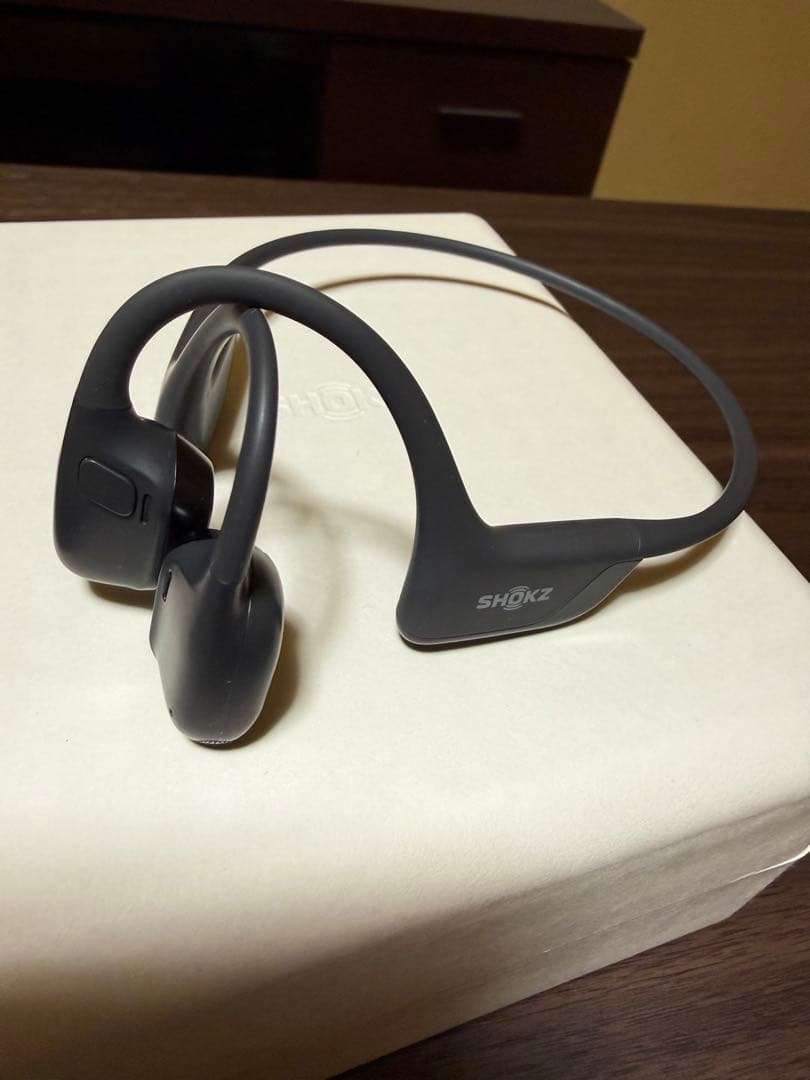 し*ん様 SHOKZ Open Run Pro2 骨伝導イヤホン ブラック 訳あ