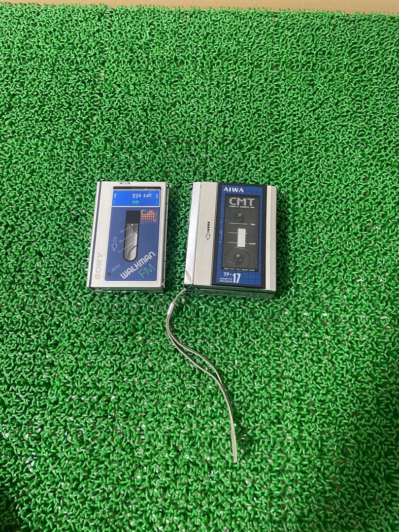 SONY、AIWA カセットプレーヤー　2点セット　(ジャンク品)