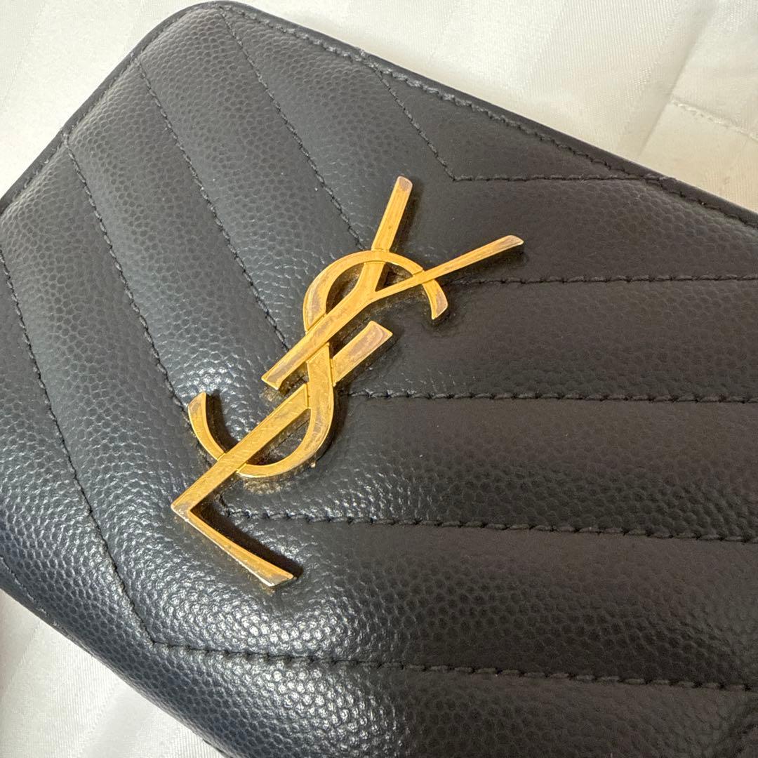 イブサンローラン サンローラン 二つ折り財布 キャビアスキン