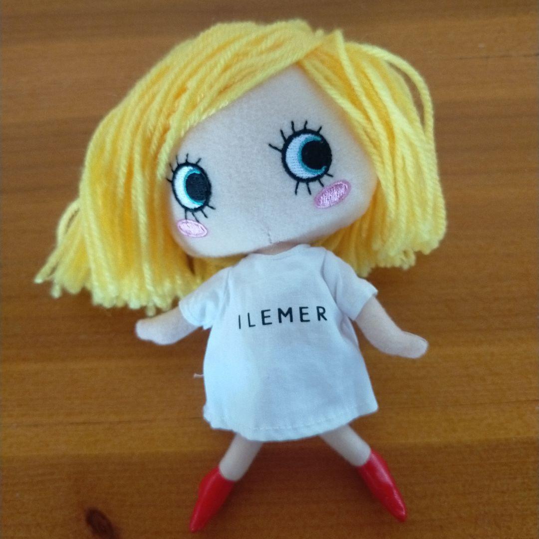 イルメール　ハッピードール4人＋5ケース