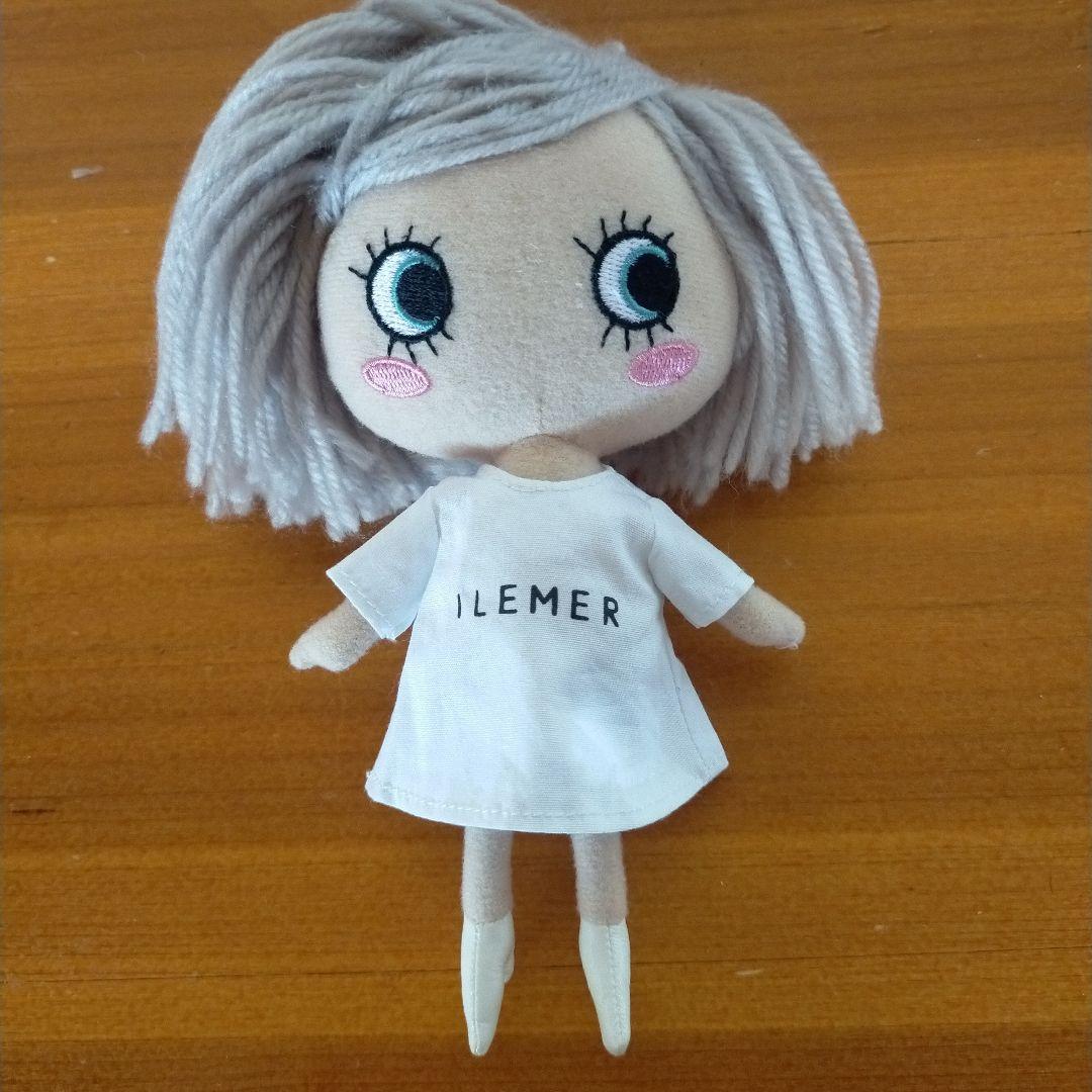 イルメール　ハッピードール4人＋5ケース