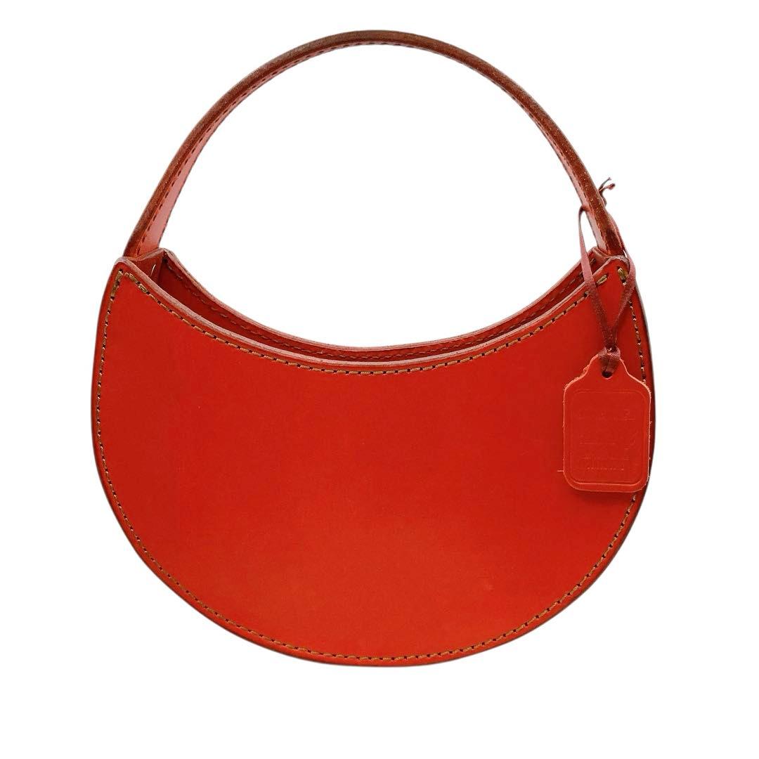 美品✨HERZ ヘルツ　ハンドバッグ　三日月型　オールレザー　レッド　チャーム付