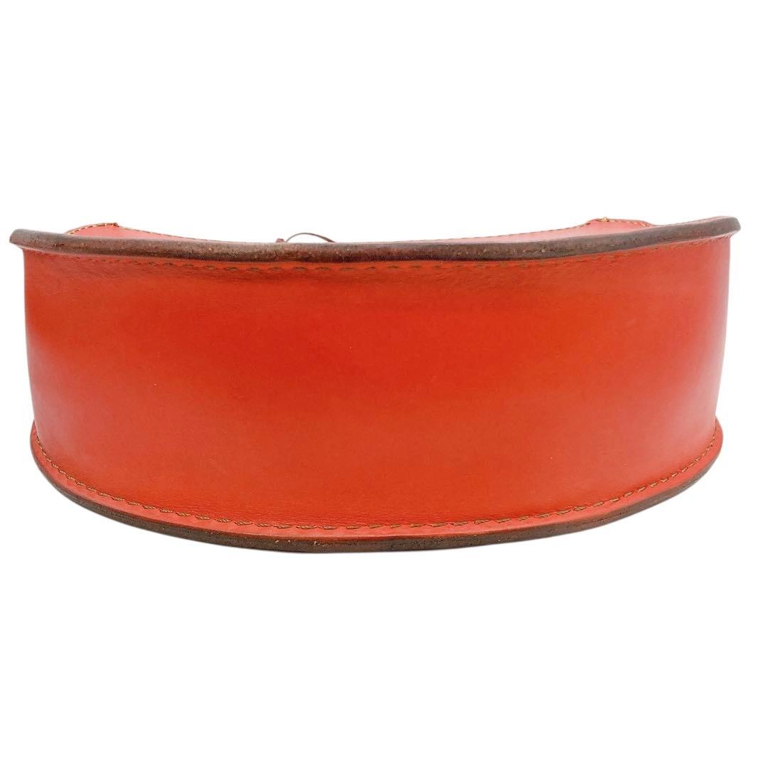 美品✨HERZ ヘルツ　ハンドバッグ　三日月型　オールレザー　レッド　チャーム付