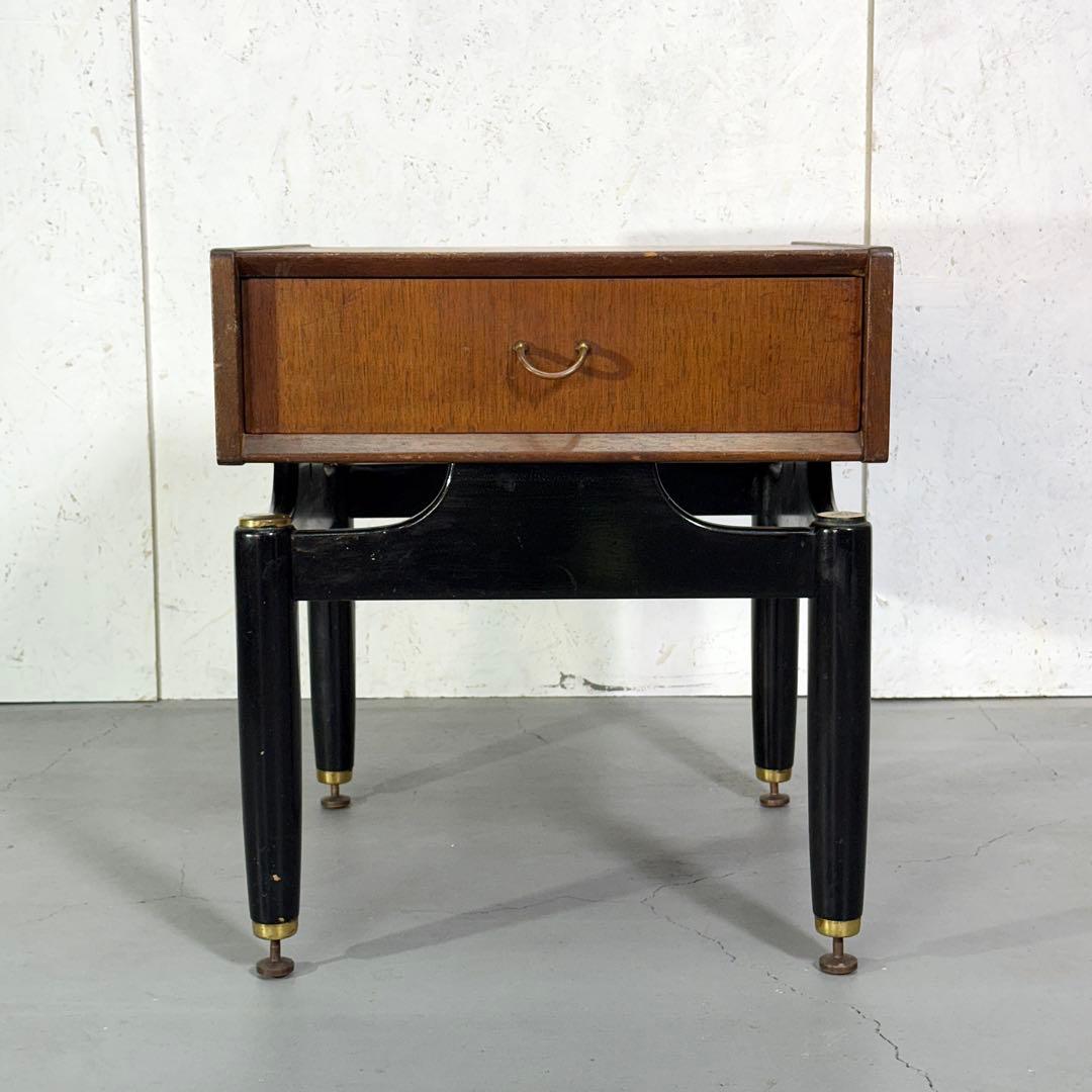 G-PLAN ベッドサイドキャビネット ナイトテーブル(301)