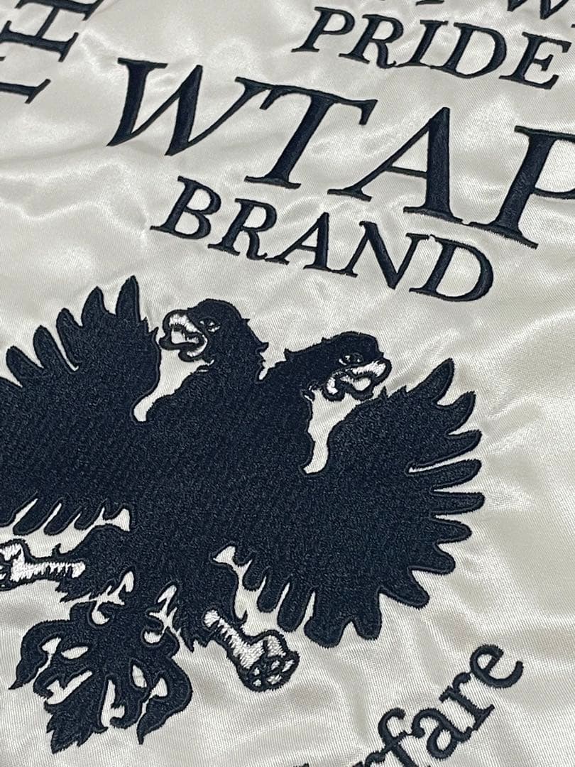 WTAPS TEAM JACKET. WHITE HERALDRY スタジャン