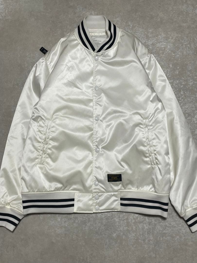 WTAPS TEAM JACKET. WHITE HERALDRY スタジャン