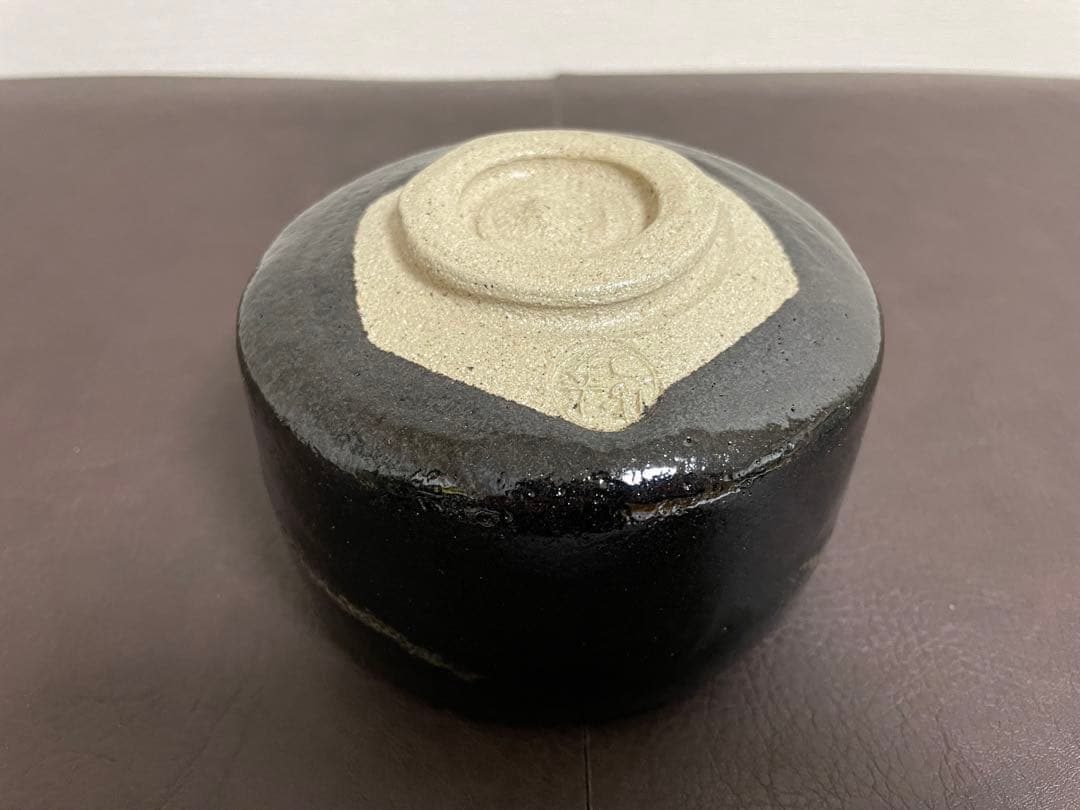 十代大樋長左衛門　黒茶盌　共箱　共布　栞　茶碗　大樋焼　楽焼　茶道具