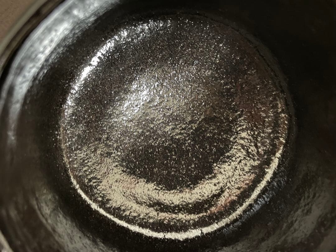 十代大樋長左衛門　黒茶盌　共箱　共布　栞　茶碗　大樋焼　楽焼　茶道具