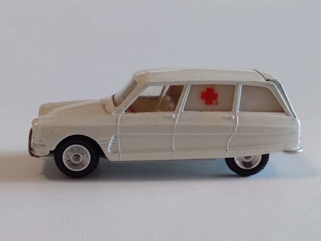 Dalia Solido 　NO.33 CITROEN AMI 6