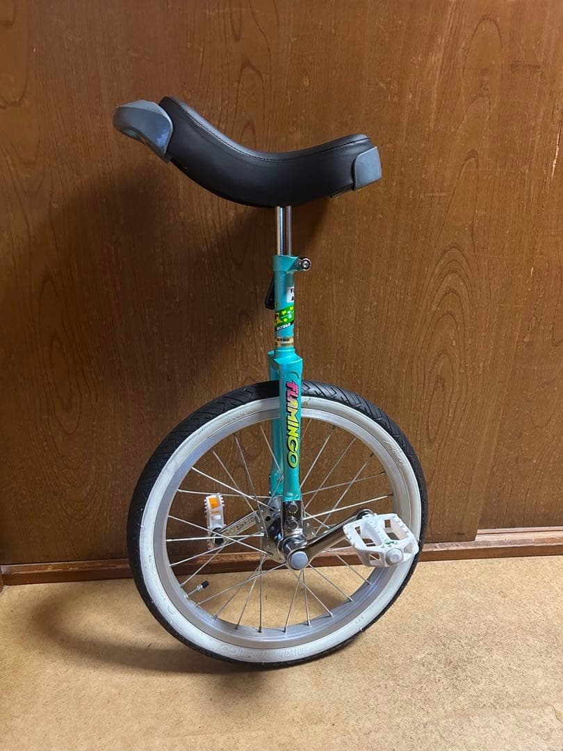 ミヤタ フラミンゴ 競技用一輪車 18×1.75