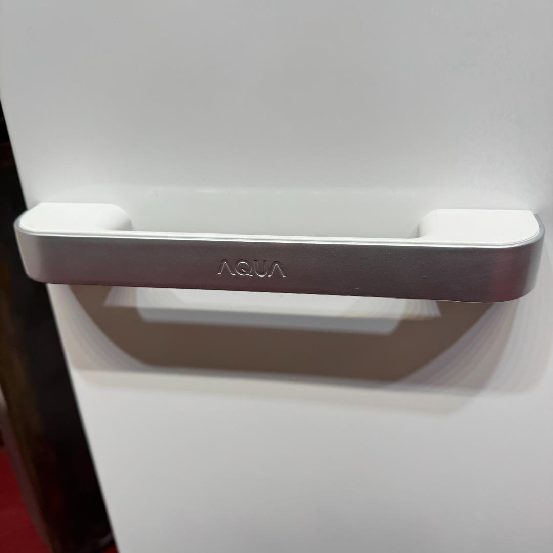 東京23区送料無料　超美品AQUA3ドア冷蔵庫　272L製氷機有