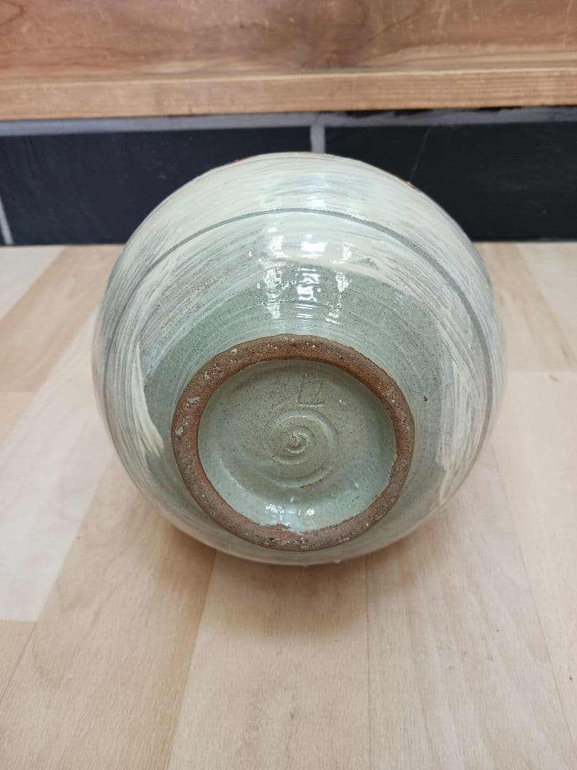 韓国人間国宝　【池順鐸】　双魚文　 徳利　 花瓶　 花器　酒器　 在銘　共箱