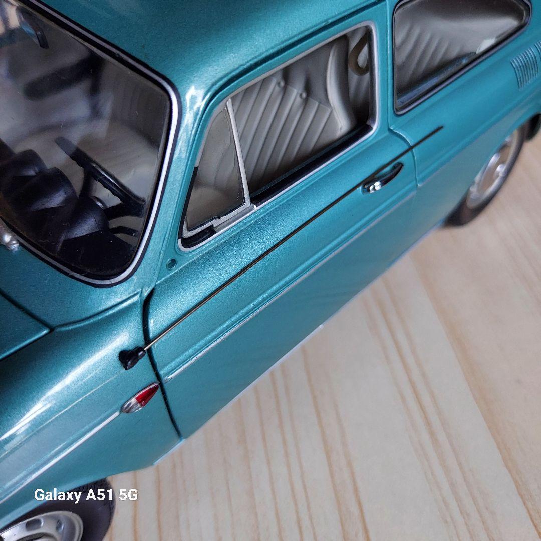 1/18 VW 1600 TL・1970 ミニチャンプス