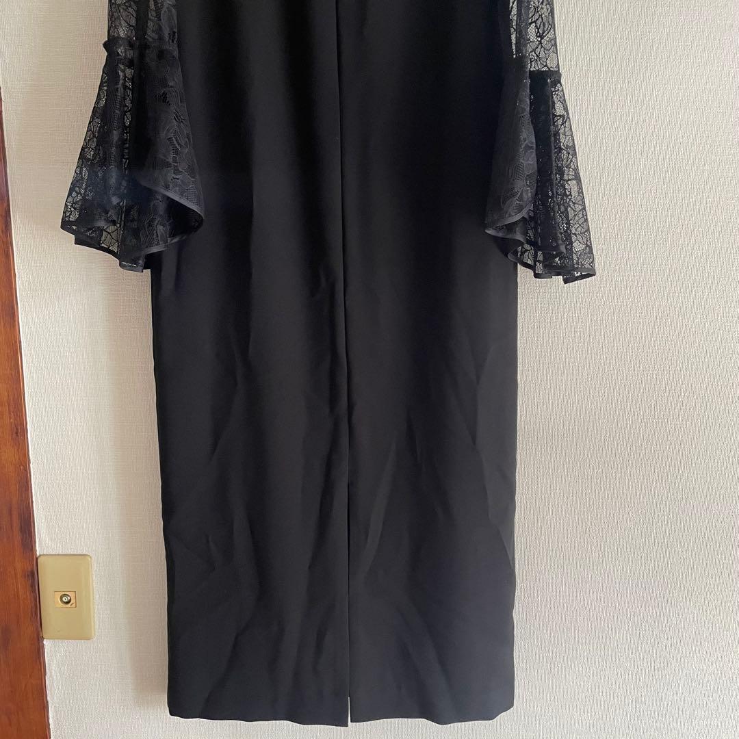 ANDRÉSD ブラックドレス　bell sleeve slit dress