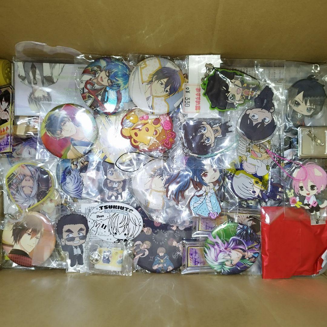 大量 アニメ ゲーム グッズ 缶バッジ 紙類 まとめ売り 格安 処分 セット