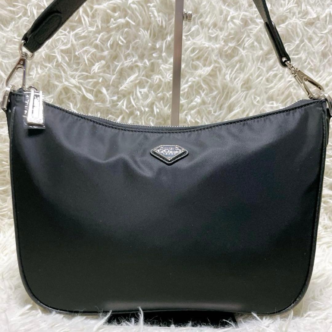 美品 ココセリュックスゴールド ハーフムーン 2way ショルダーバッグ 黒