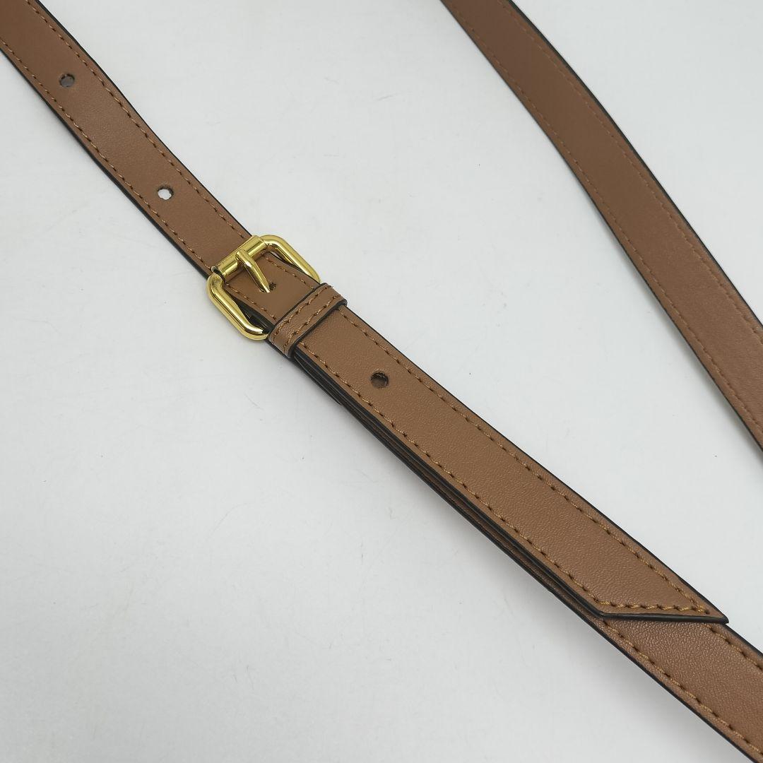 未使用に近い✨フェンディ　ショルダーストラップ　レザー　ブラウン