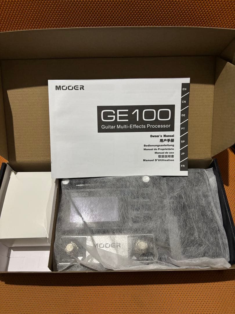 Mooer GE100 マルチエフェクター　美品　アダプタ　箱　取説付き！