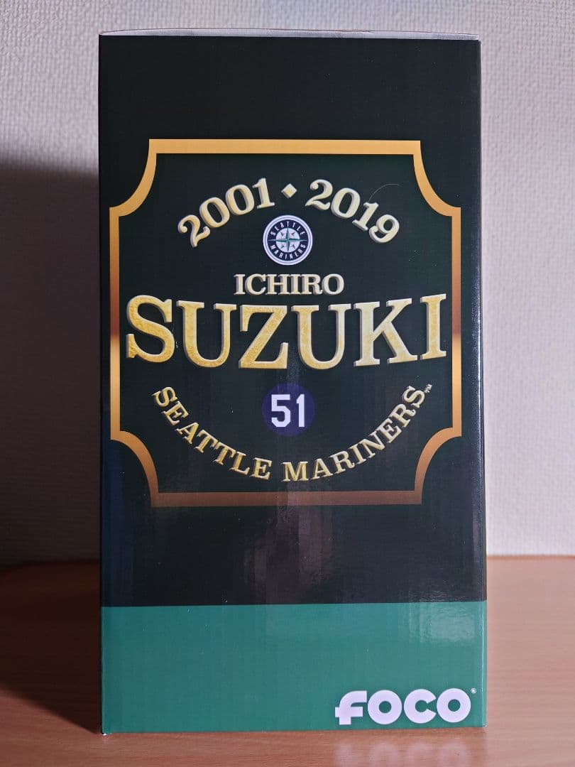 イチロー　MLB公式ボブルヘッド（記念台座付）外箱美品　世界限定3000個