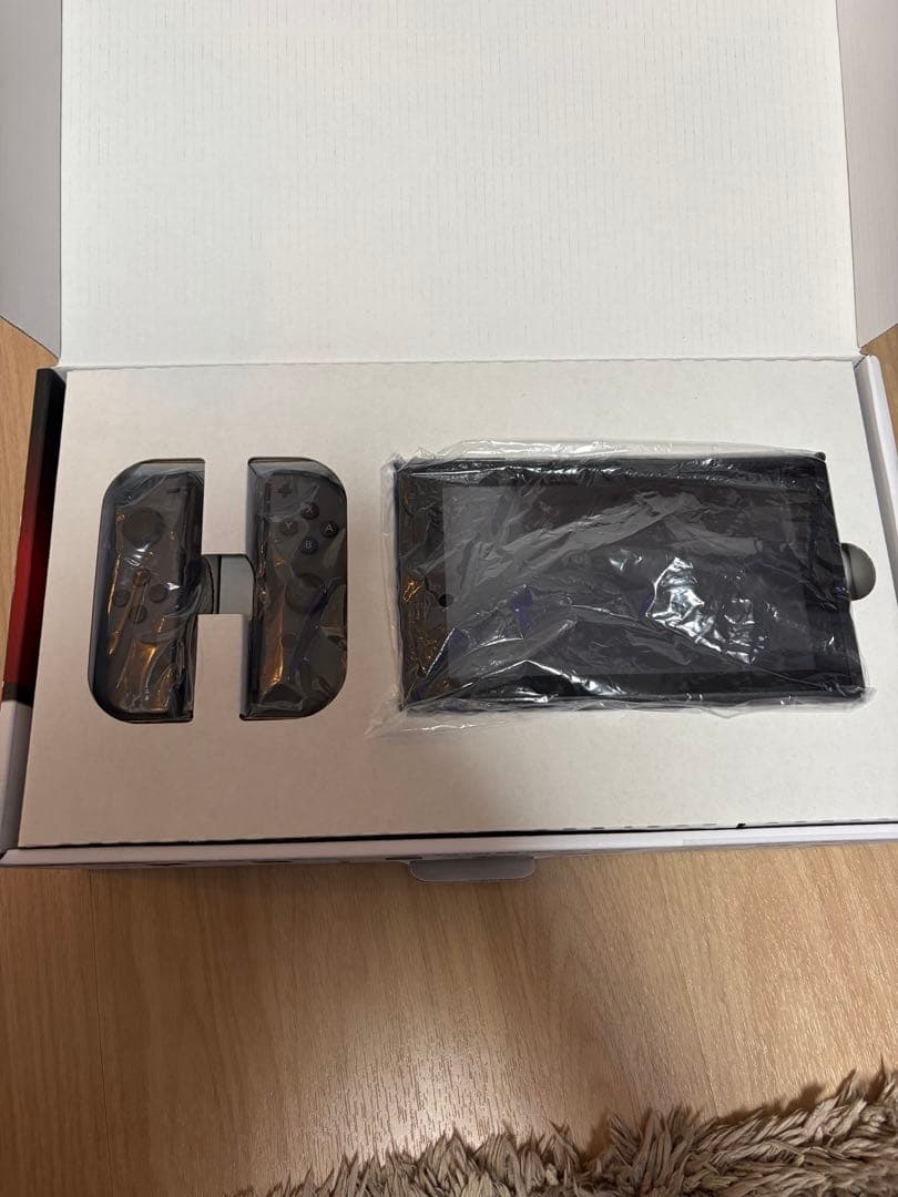 Nintendo Switch 本体 ニンテンドー　スイッチ　付属品完備