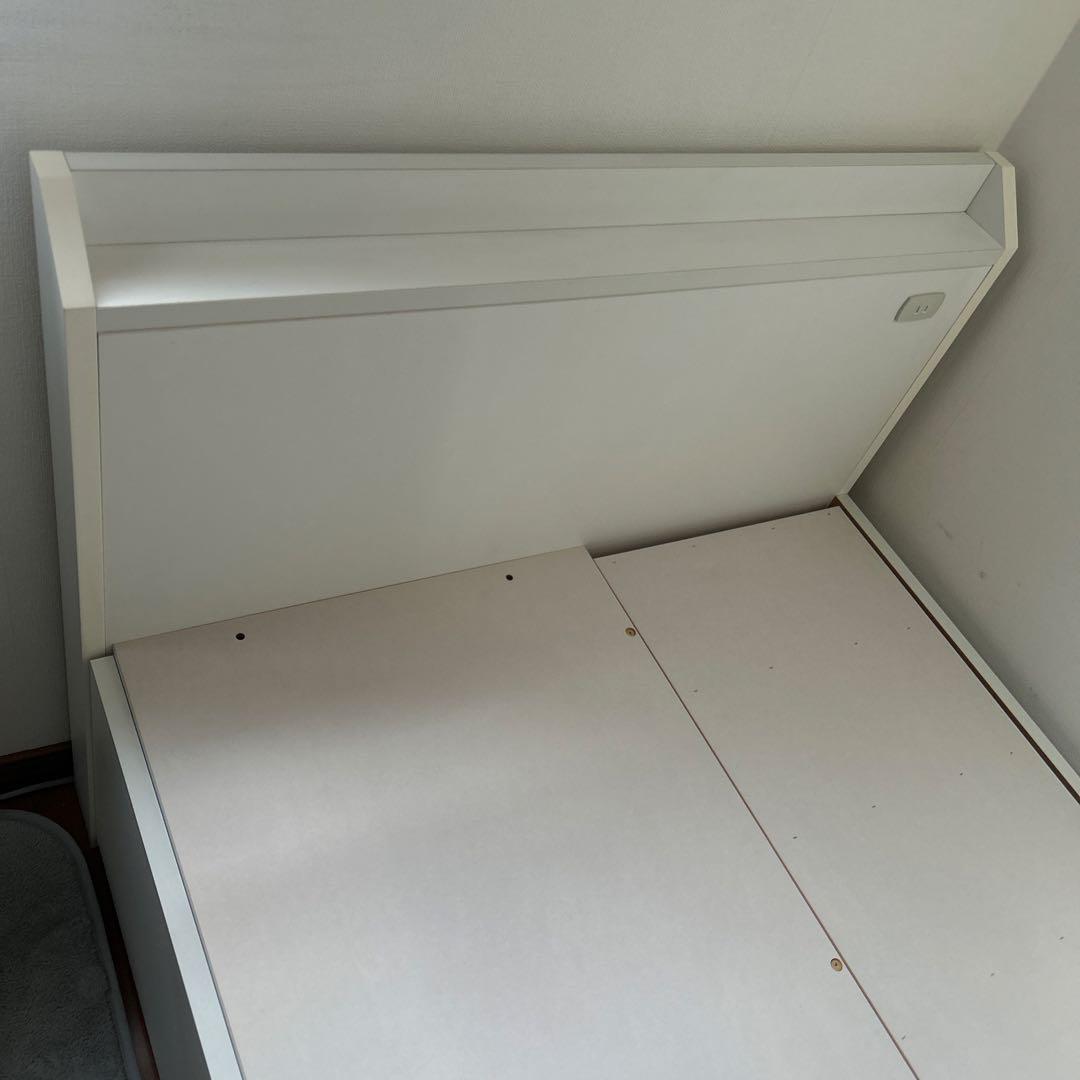 本日限定お値下げ　送料込　ニトリ　大容量収納　シングルベッドフレーム ホワイト