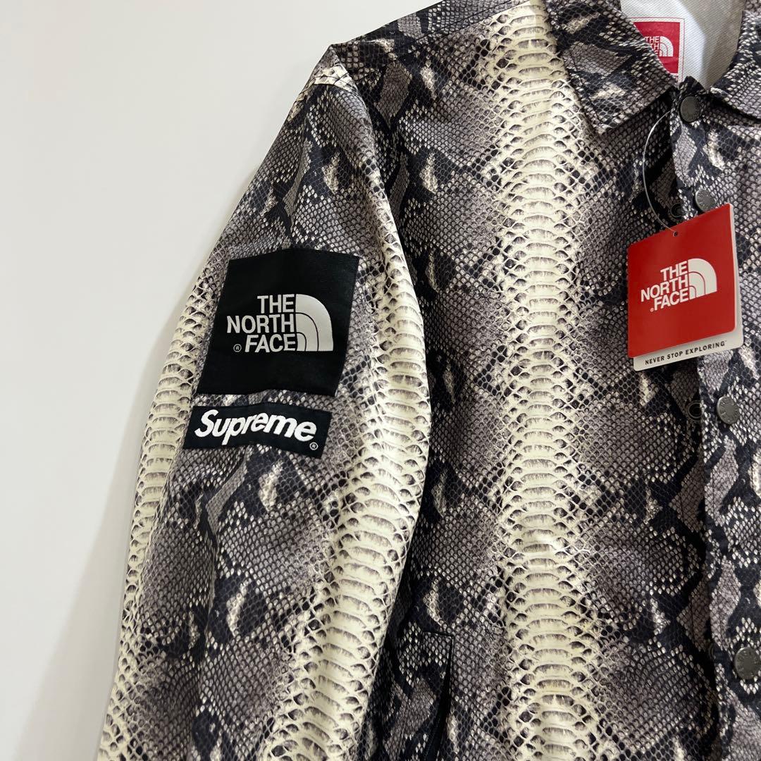 新品　supreme northface S snake coaches