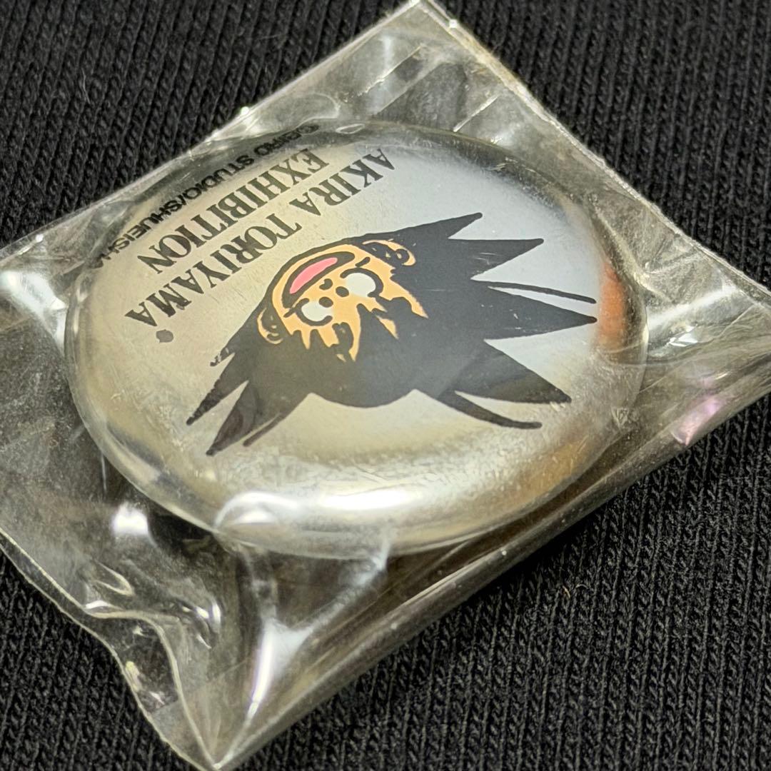 ドラゴンボール 鳥山明の世界 会場限定 缶バッジ 孫悟空