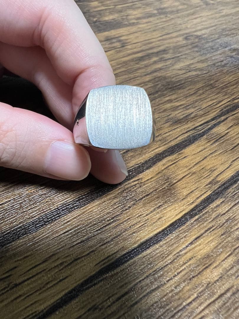 アクセサリー TOM WOOD CUSHION SATIN RING g60