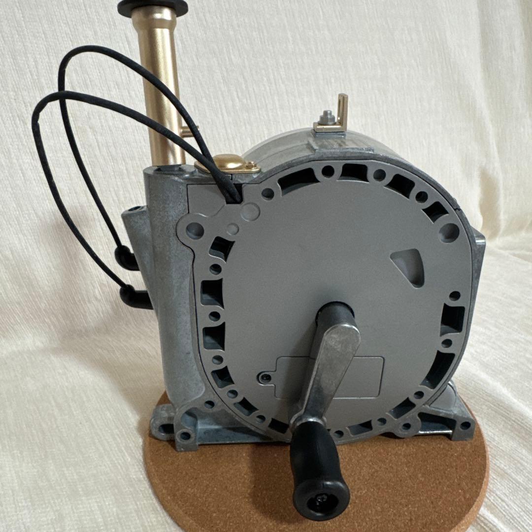 デアゴスティーニ マツダ コスモスポーツのロータリーエンジン 1/2 完成品