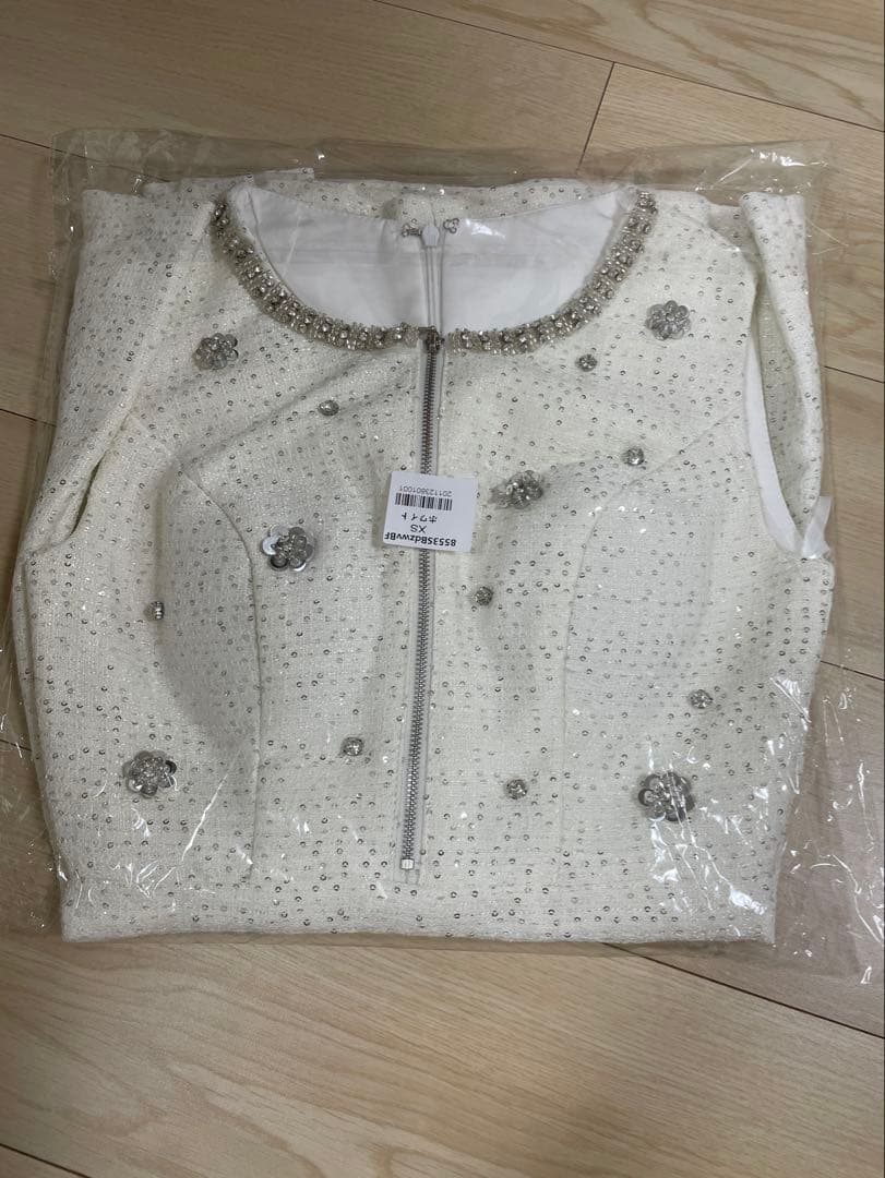 キャバドレス　Jewels 新品未使用袋のまま