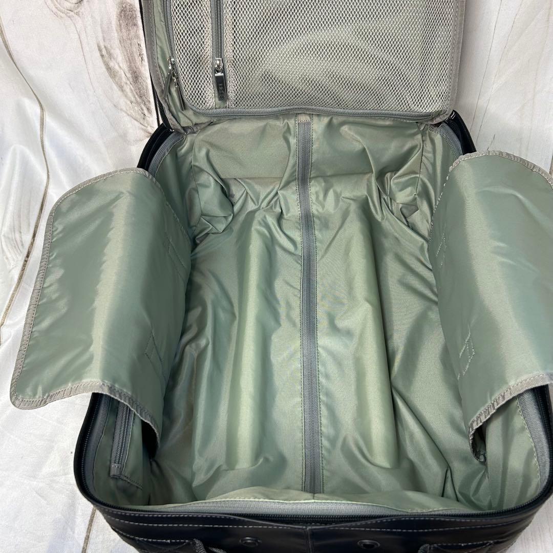 【美品✨】防水 BREE ブリー　スーツケース　キャリーケース機内持込サイズ