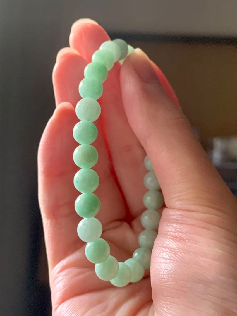 宝石質　糸魚川本翡翠ブレスレット　上質ひすい　ヒスイ　翡翠　ヒーリング　コン沢