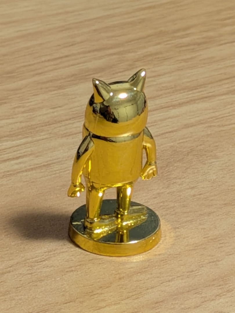 米津玄師　リイシューオールスターズ　メタルフィギュア　ネコ　猫　金　ゴールド
