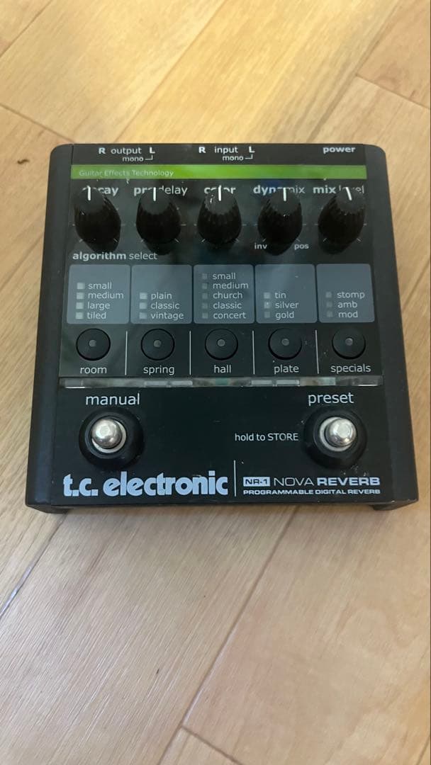 ギター t.c. electronic NR-1 NOVA REVERB