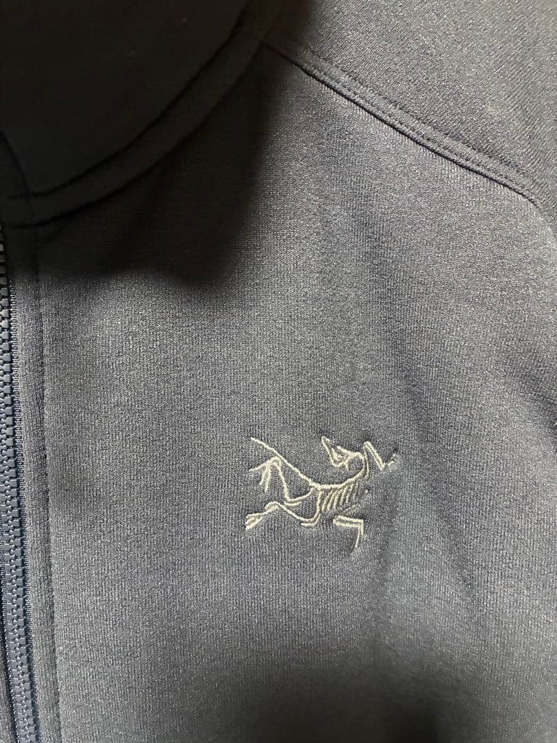 アークテリクス　カイヤナイトベスト　メンズs ネイビー　kyanite vest