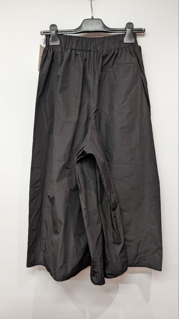 新品 MACHATT マチャット メモリーキュロットパンツ