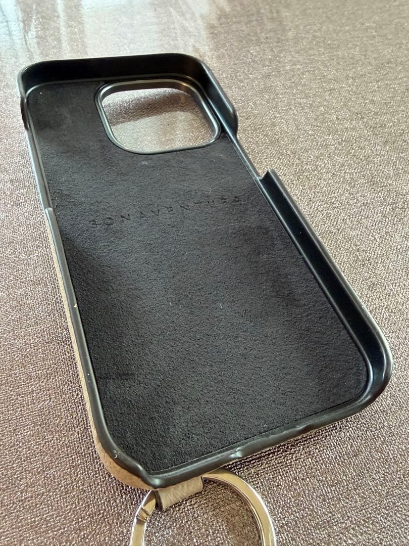 ボナベンチュラiPhone15Proケース